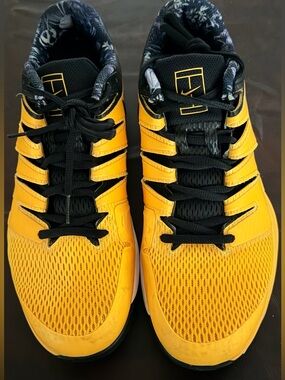 Nike Court Zoom Vapor X Size 10 RARE Federer Bruce Lee